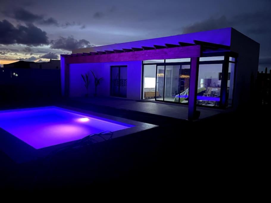 Bungalow + Piscina Independiente Ла-Олива Экстерьер фото